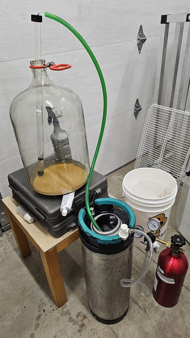 Racking Batch #001 to keg